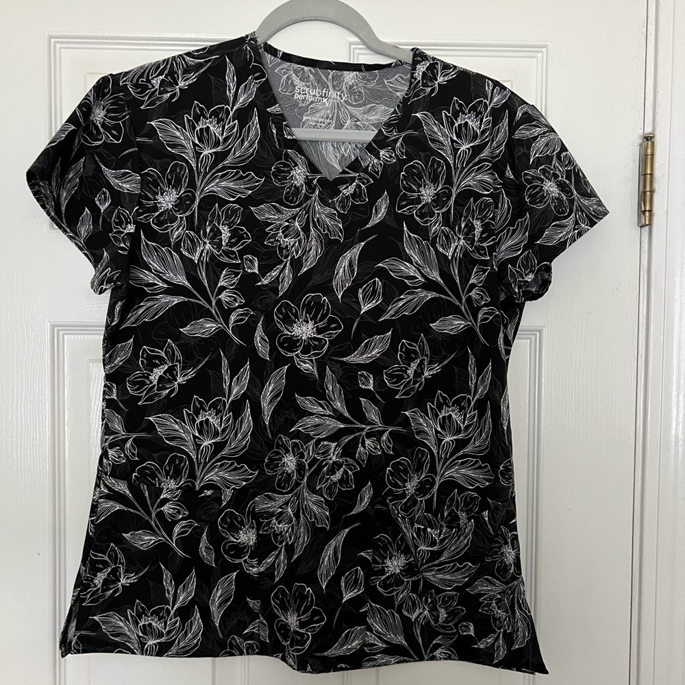 Women’s V Neck Stretch Scrub Top